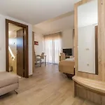 Astoria Daire *
