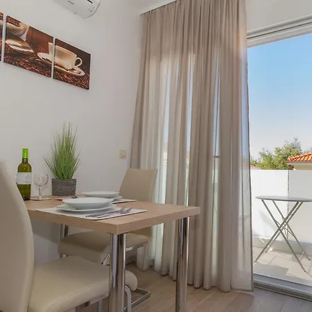 Astoria Apartment