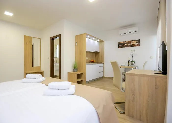 Appartement Astoria *